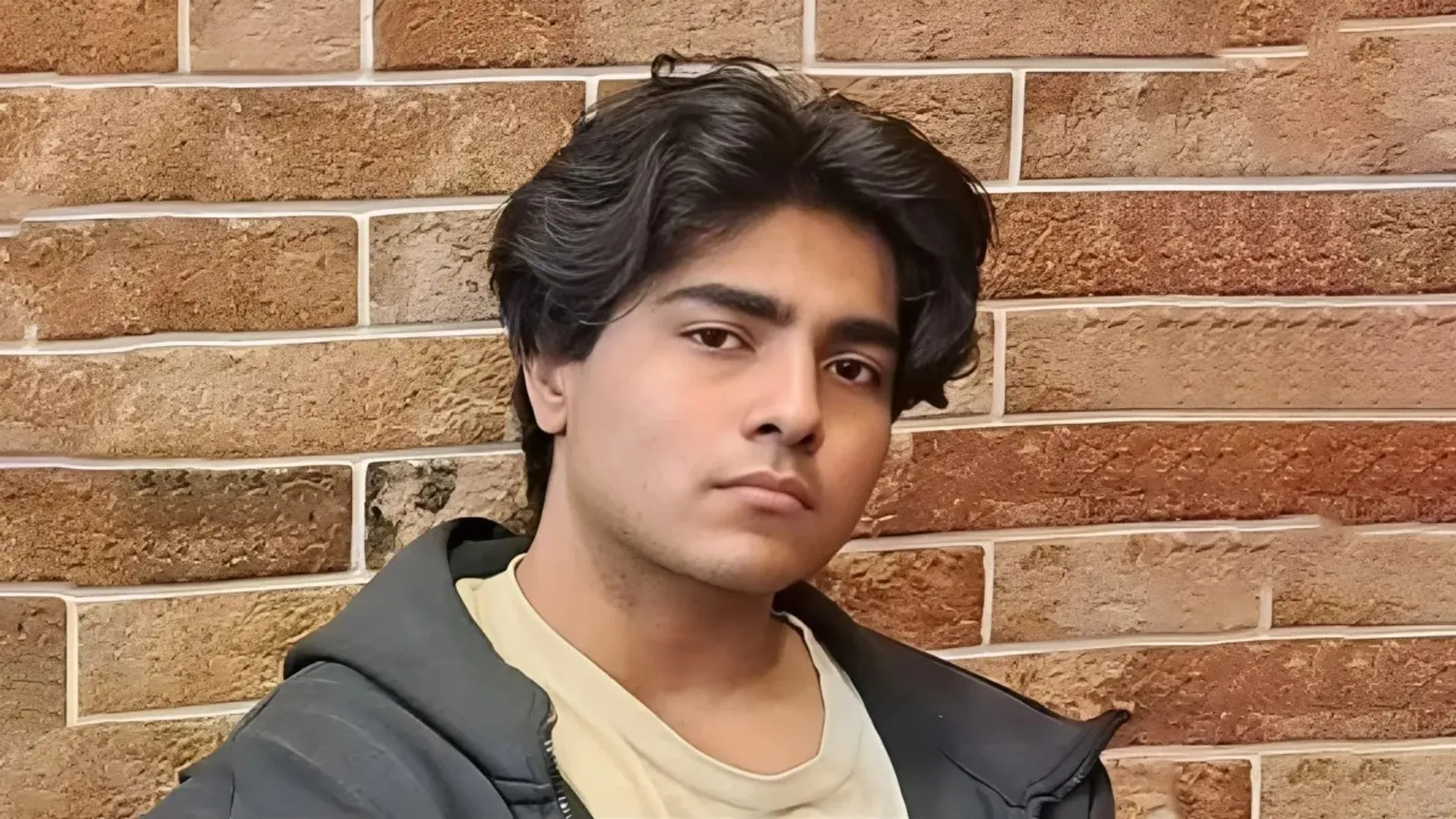 188b088e-a40e-43f3-8a19-df7e9d2faa0c