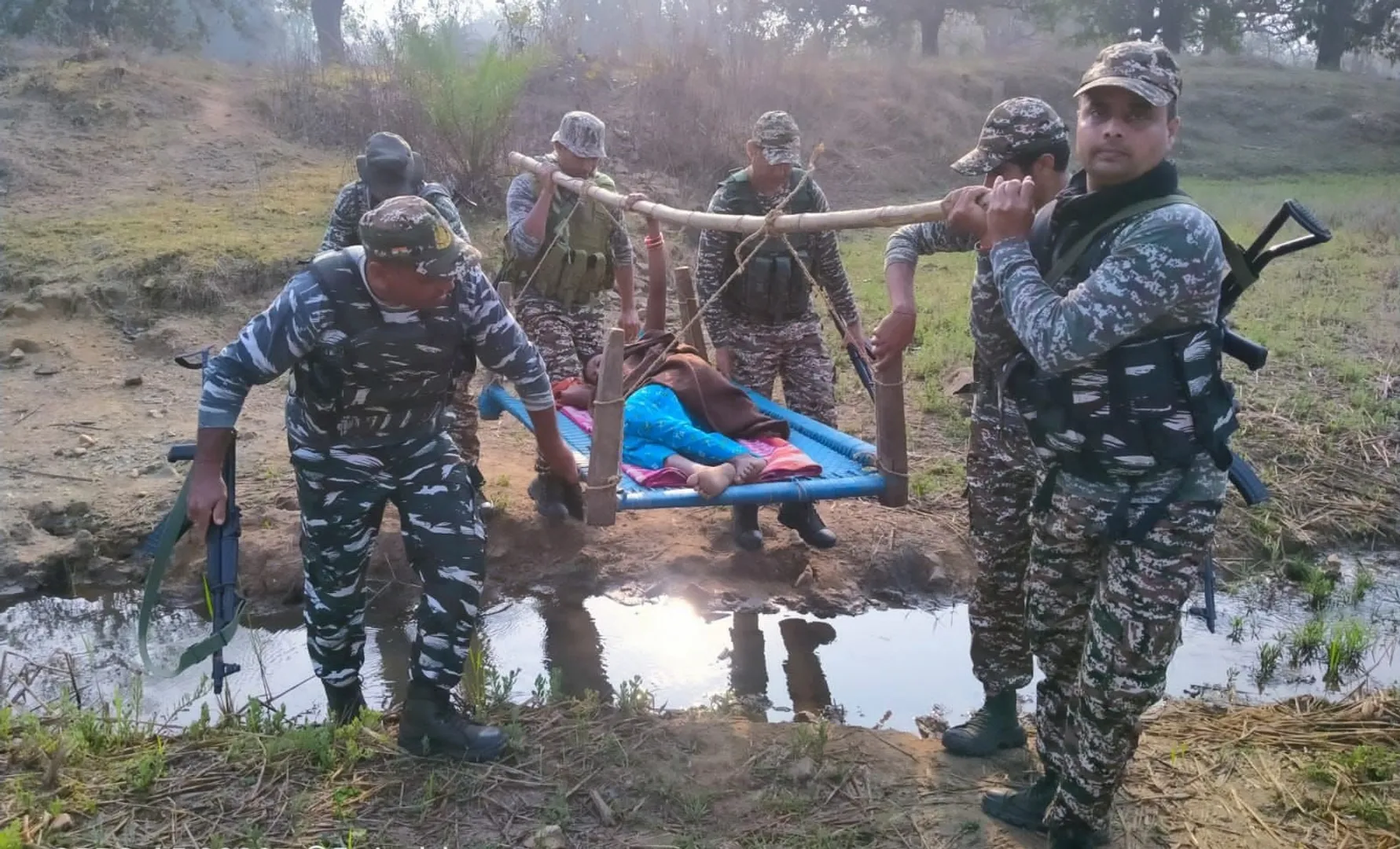 Jawan help pregnent woman