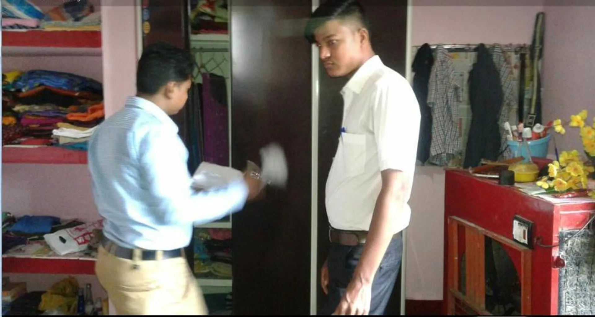 ଝାରସୁଗୁଡ଼ା: ମହିଳାଙ୍କୁ ମରାଣାନ୍ତକ ଆକ୍ରମଣ କରି ଲକ୍ଷାଧିକ ଟଙ୍କାର ଅଳଙ୍କାର ଲୁଟ୍‌