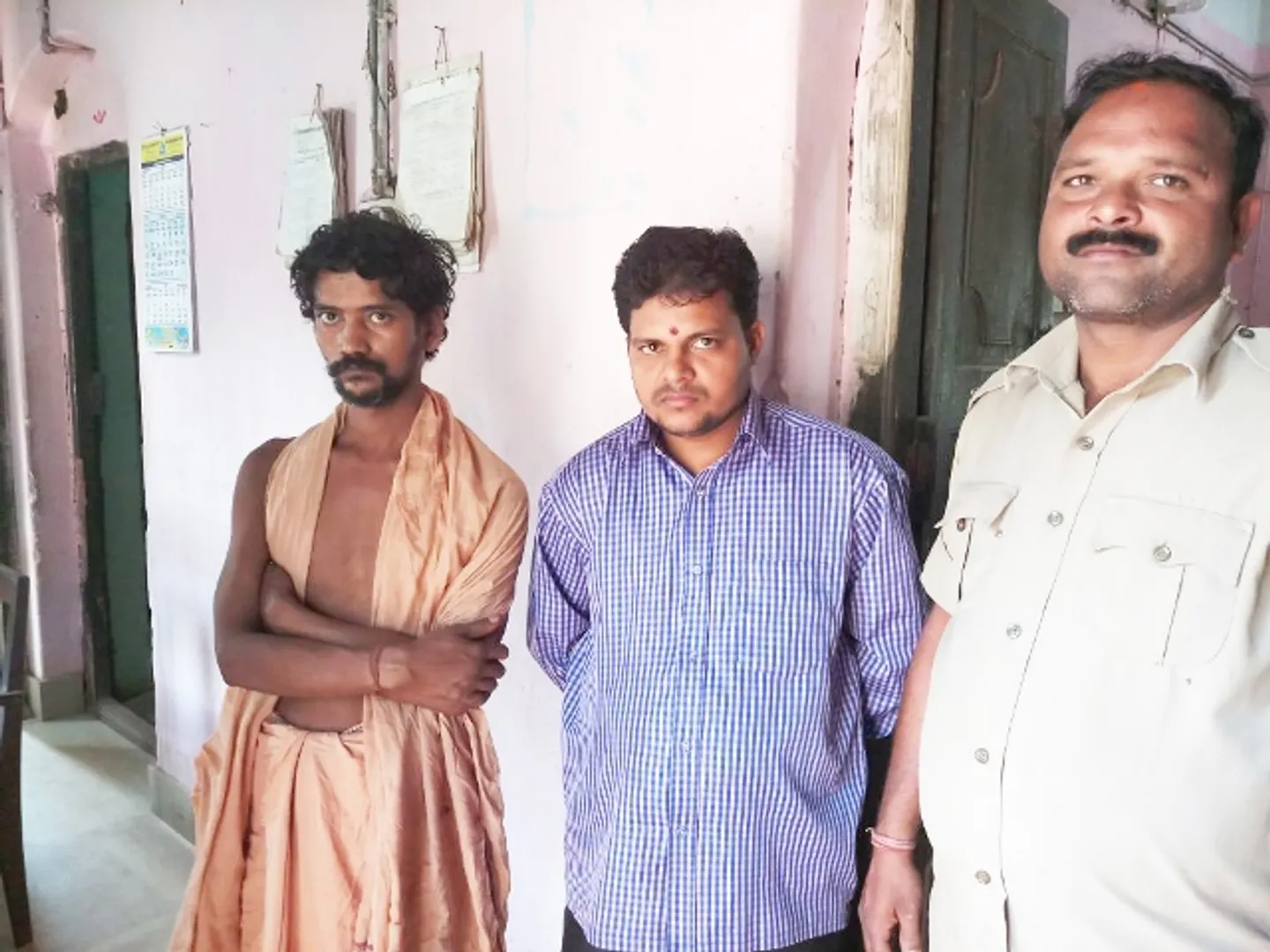 ଉଗ୍ରତାରା ମନ୍ଦିରରେ ମହିଳାଙ୍କୁ ଅସଦାଚରଣ, ୨ ଟହଲିଆ ଗିରଫ