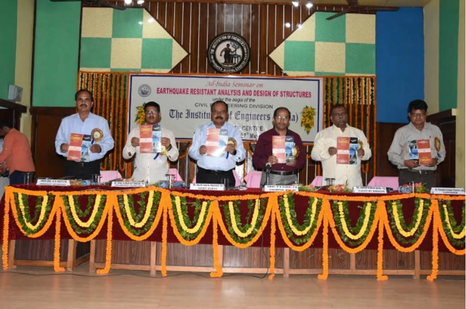 ଭୂକମ୍ପ ନିରୋଧ କୋଠା ନିର୍ମାଣ ସଂପର୍କିତ ଆଲୋଚନାଚକ୍ର