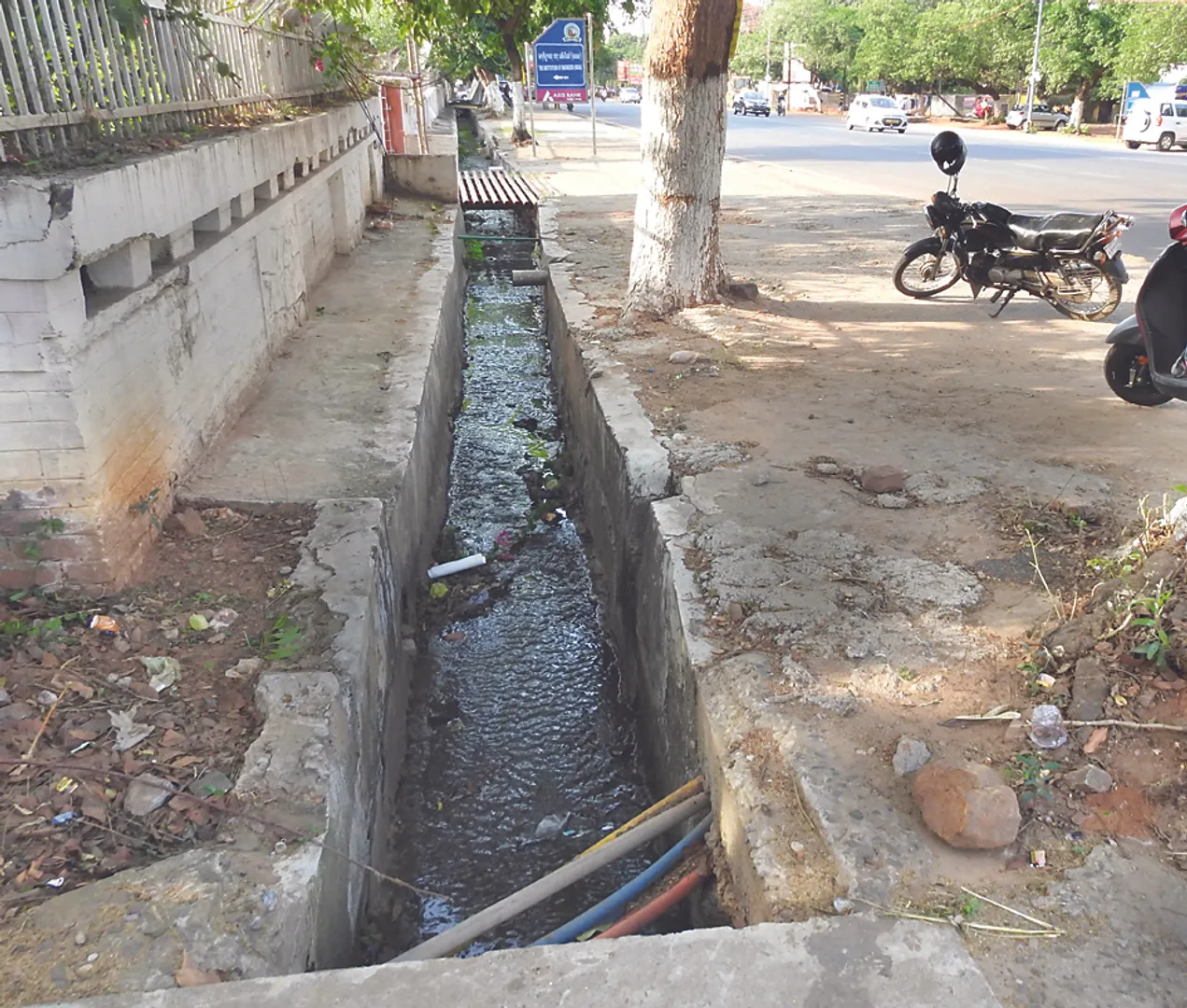 ମୃତ୍ୟୁ ଭେଟି ଦେଉଛି  ମୁକୁଳା ଡ୍ରେନ୍‌: ୨୫୦ କିମି ରାସ୍ତା ମରଣଯନ୍ତା