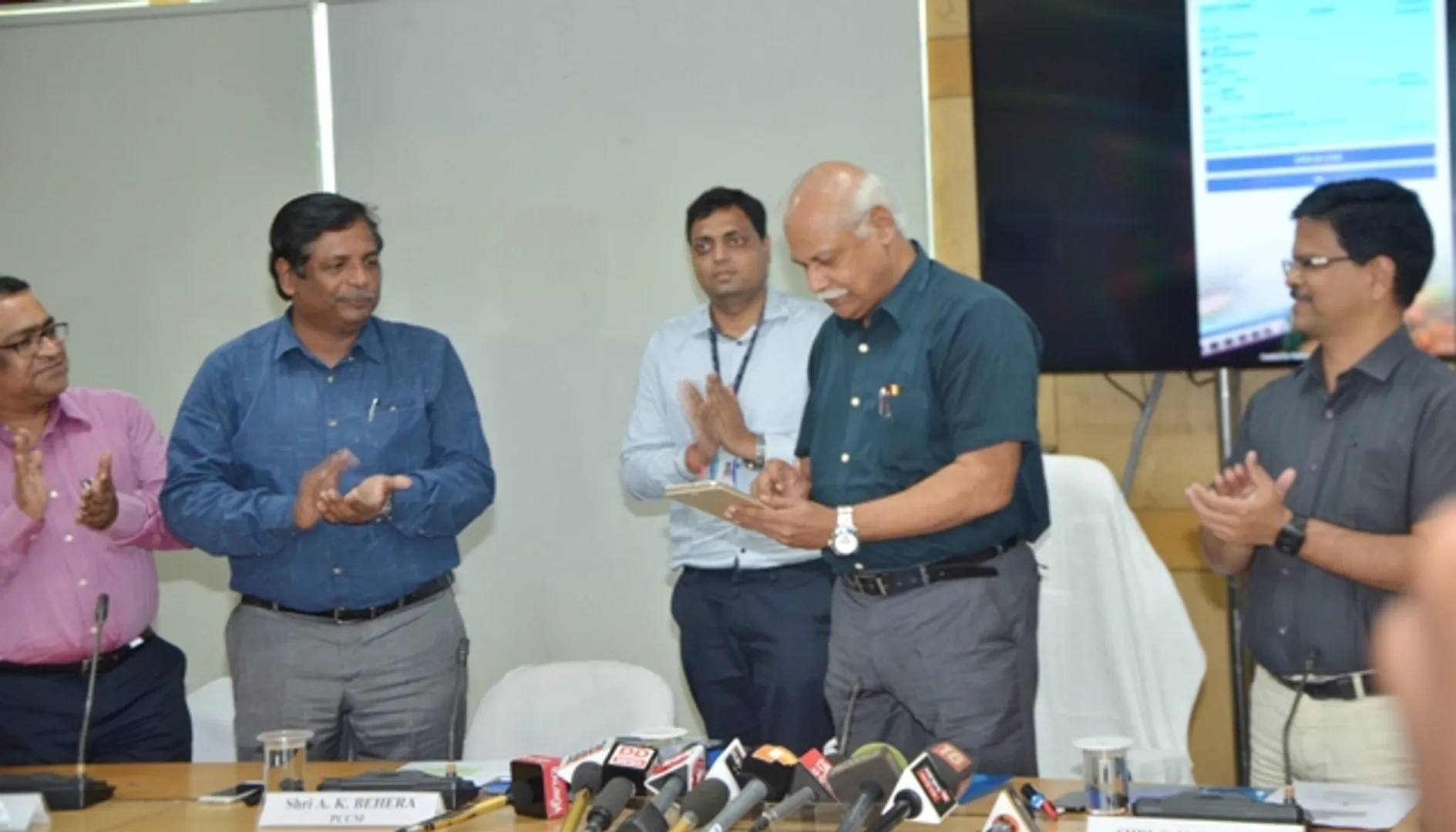 ମୋବାଇଲ୍‌ ଆପ୍‌ରେ ରେଳଯାତ୍ରା