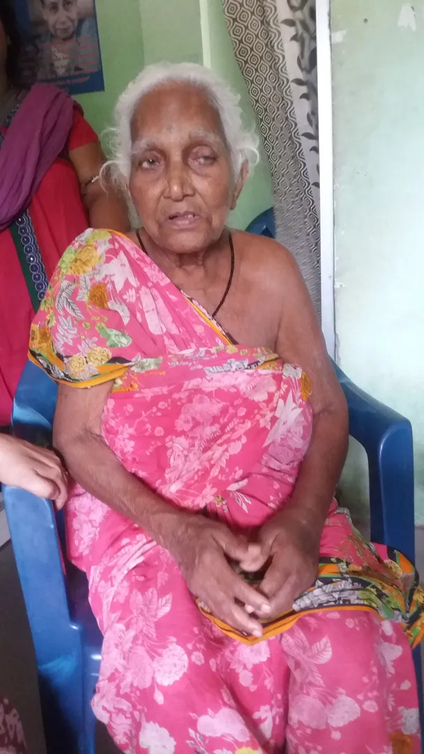 ପୁଅରେ ମତେ ପଛେ ମାରିଦେ, ତୋ ସାଙ୍ଗେ ଘରକୁ ନେଇଯା...