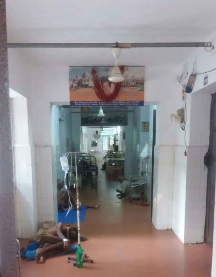 କ୍ୟାପିଟାଲ୍‌ ହସ୍ପିଟାଲ୍‌ରେ ଦରଦହୀନ ସ୍ୱାସ୍ଥ୍ୟସେବାର ଦୟନୀୟ ଚିତ୍ର : ବଞ୍ଚାଅ ବଞ୍ଚାଅ... କେହି ଶୁଣିଲେନି
