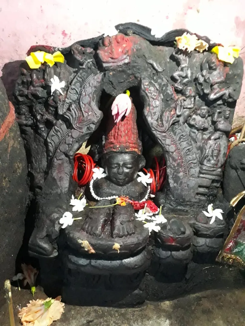 ତାମ୍ପଡ଼େଇ ପୀଠରେ ପ୍ରାଚୀନ କୀର୍ତ୍ତି