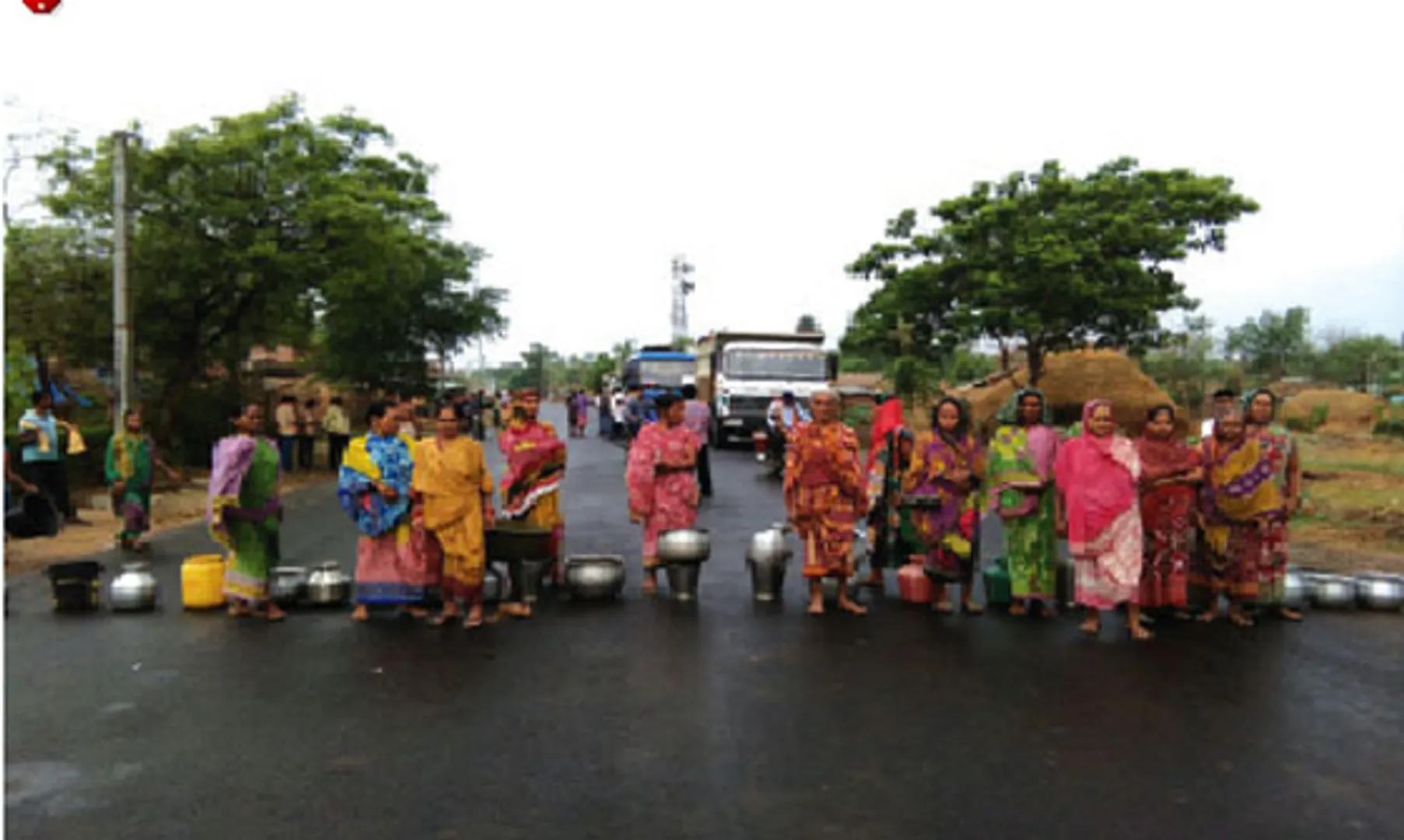 ନଳକୂଅ ଦାବିରେ ଜାତୀୟ ରାଜପଥ ଅବରୋଧ