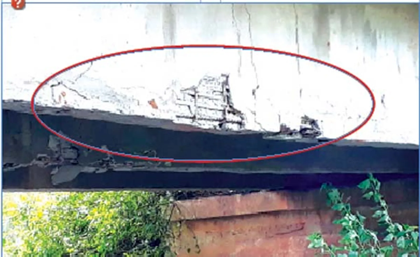 ଗ୍ରିନଡୋଲା ଲୋଟସ୍‌ ବ୍ରିଜ୍‌ରେ ଫାଟ