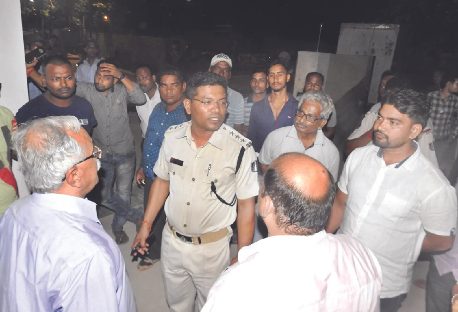 ‘ଏସ୍‌ପ୍ଲାନେଡ୍‌’କୁ ନେଇ ତେଜୁଛି ଅସନ୍ତୋଷ