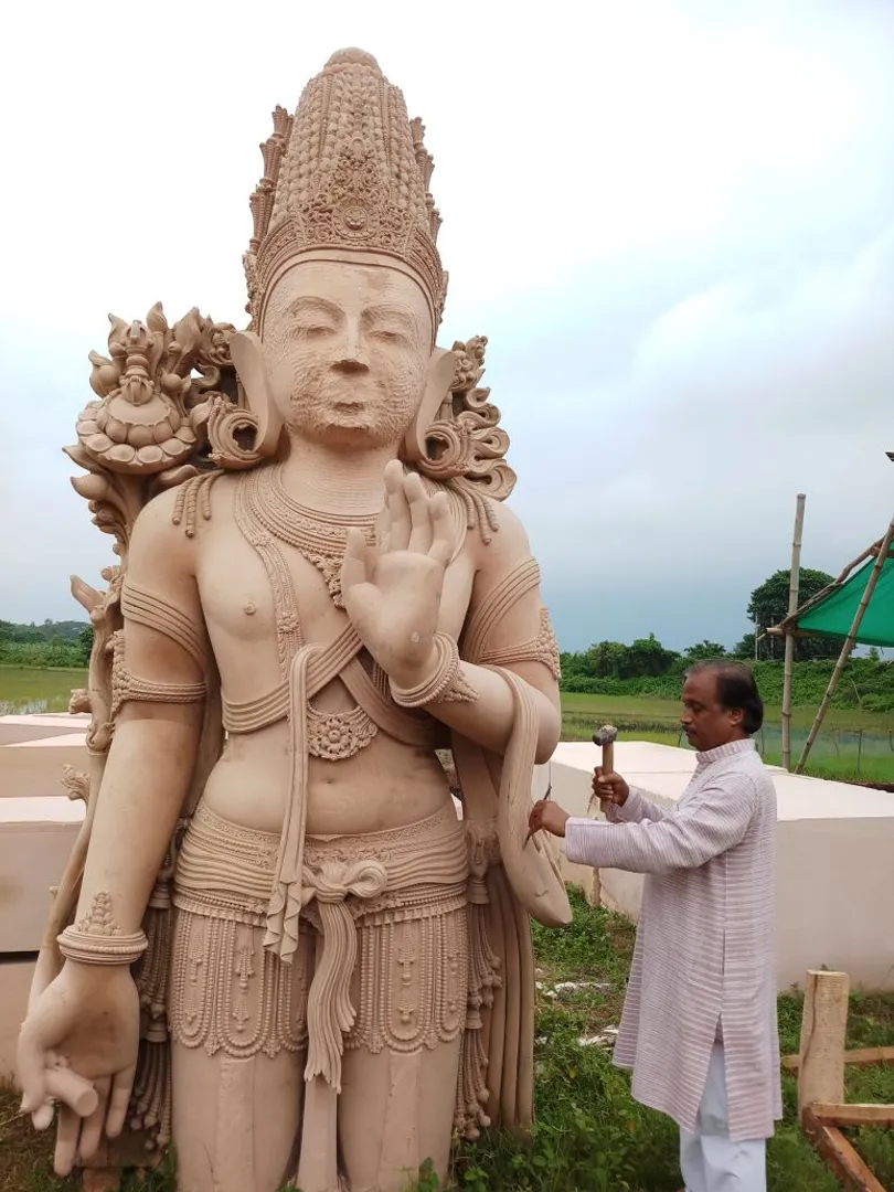 ତାଇଓ୍ଵାନ ବୁଦ୍ଧ ମନ୍ଦିରରେ ପଦ୍ମଶ୍ରୀ ପ୍ରଭାକରଙ୍କ କଳାକୃତି