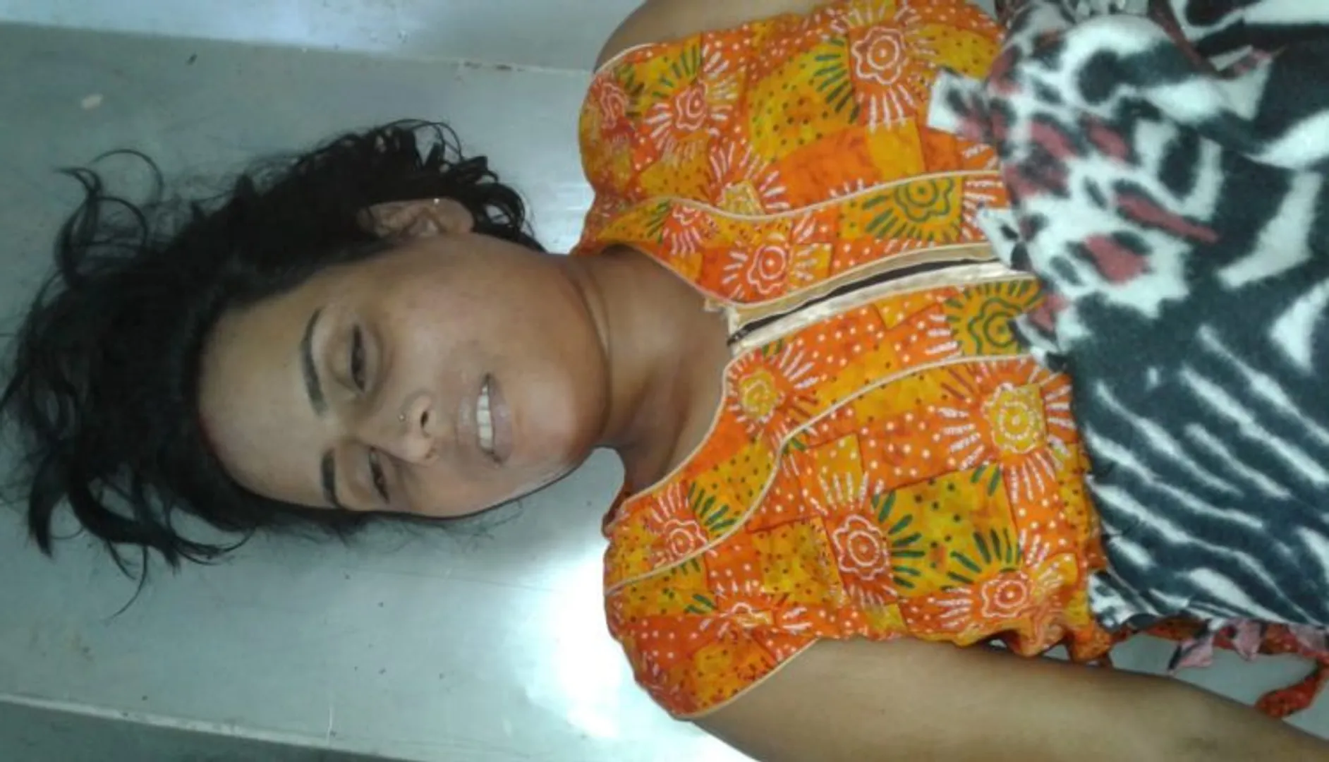 ମହିଳାଙ୍କ ଝୁଲନ୍ତା ମୃତଦେହ ଜବତ, ହତ୍ୟା ଅଭିଯୋଗ ଆଣିଲେ ପରିବାର