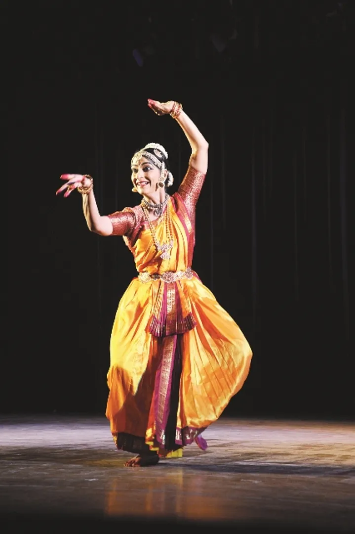 ନୃତ୍ୟରେ ଶ୍ରୀଜଗନ୍ନାଥଙ୍କୁ ଭକ୍ତିଅର୍ଘ୍ୟ: ନୃତ୍ୟରେ ଶ୍ରୀଜଗନ୍ନାଥଙ୍କୁ ଭକ୍ତିଅର୍ଘ୍ୟ