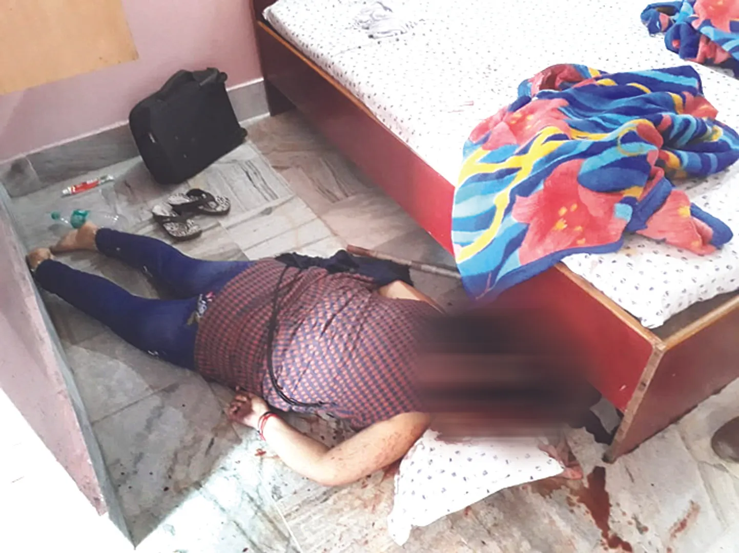 ଅନୈତିକ ସମ୍ପର୍କ ହେଲା କାଳ: ହୋଟେଲ୍‌ ରୁମ୍‌ରେ ମହିଳାଙ୍କୁ ହତ୍ୟା