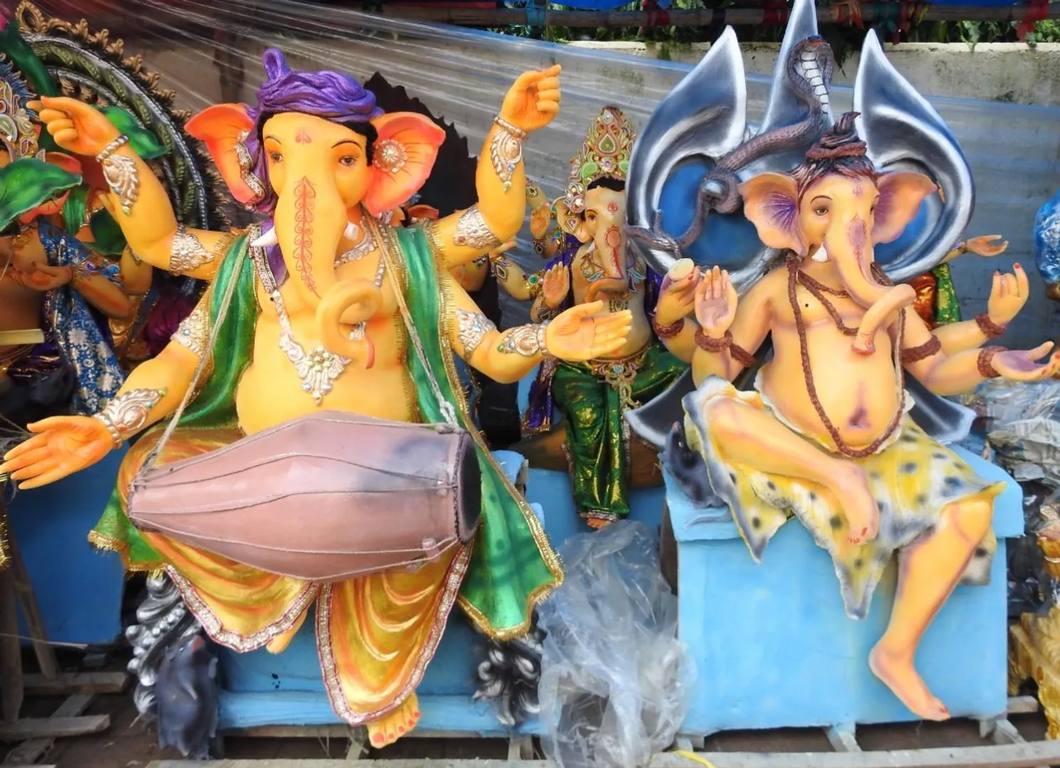 ଆସୁଛନ୍ତି ବିଘ୍ନେଶ୍ୱର, ବଜାରରେ ମୂର୍ତ୍ତିର ସମ୍ଭାର। (ଫଟୋ: ବିଭୂତି)