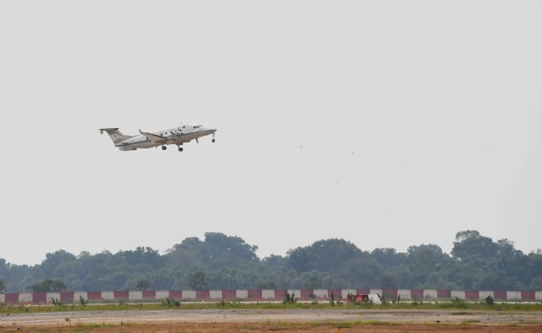 ୫ ଦିନ ପରେ ବିମାନ ଉଡ଼ିଲା