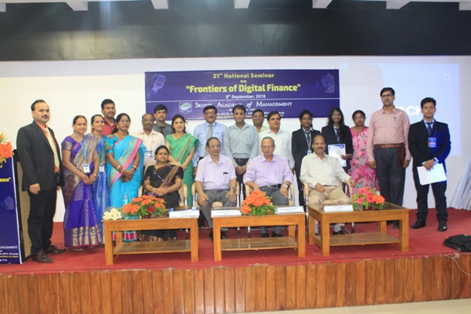 ଡିଜିଟାଲ ଦେଣନେଣ ଯୁଗାନ୍ତକାରୀ ପରିବର୍ତ୍ତନ ଆଣିଛି