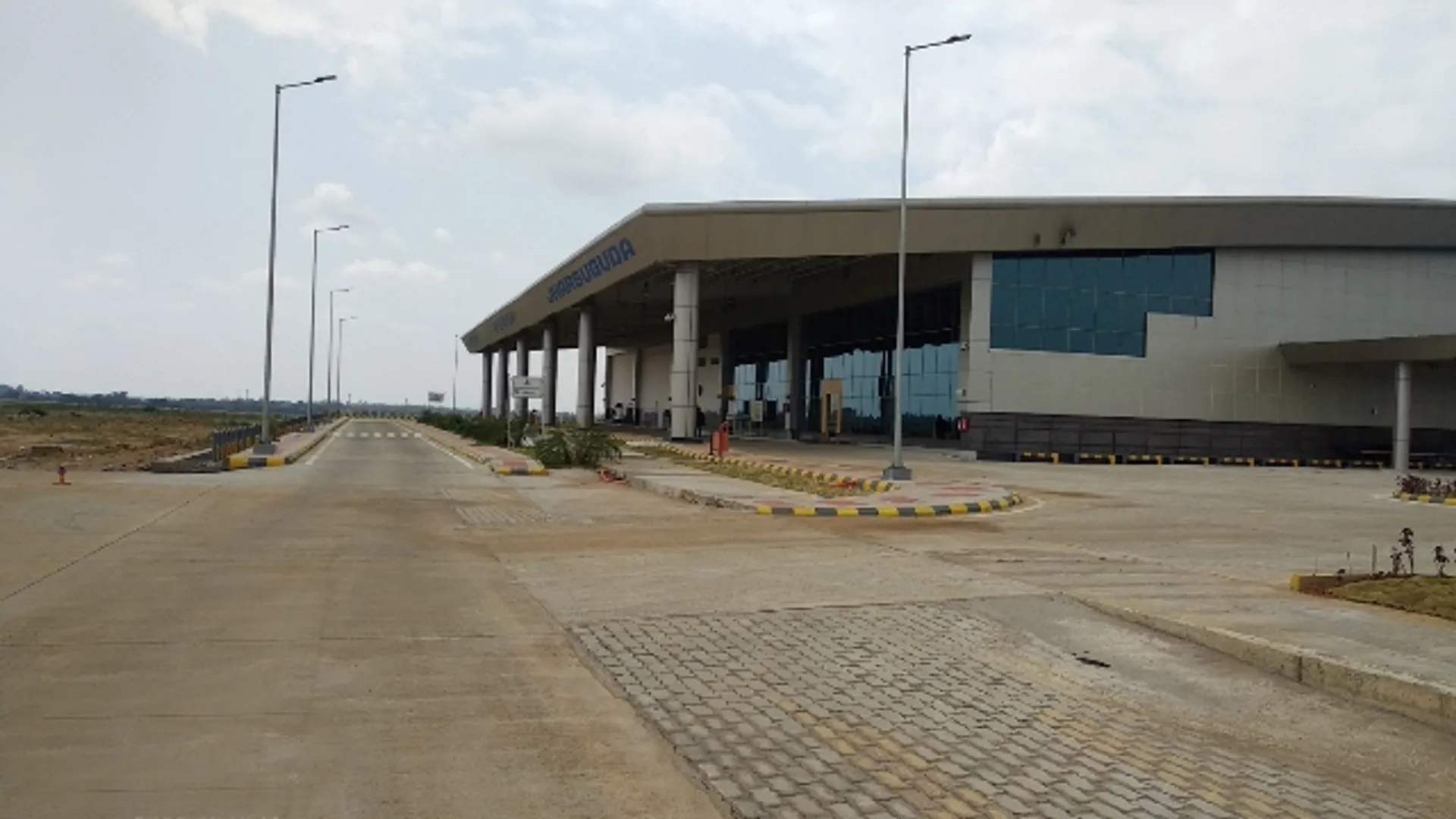 ୧୬ରୁ ଉଡ଼ିବ ଝାରସୁଗୁଡ଼ା-ବେଙ୍ଗାଲୁରୁ ବିମାନ