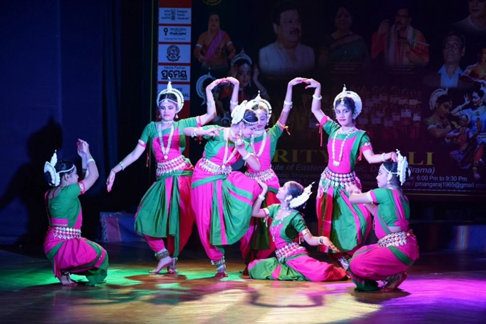 ଭଞ୍ଜକଳା ମଣ୍ଡପରେ ଅନୁଷ୍ଠିତ ‘ନୃତ୍ୟାଞ୍ଜଳି’ ଉତ୍ସବରେ ନୃତ୍ୟରତା ଶିଳ୍ପୀ