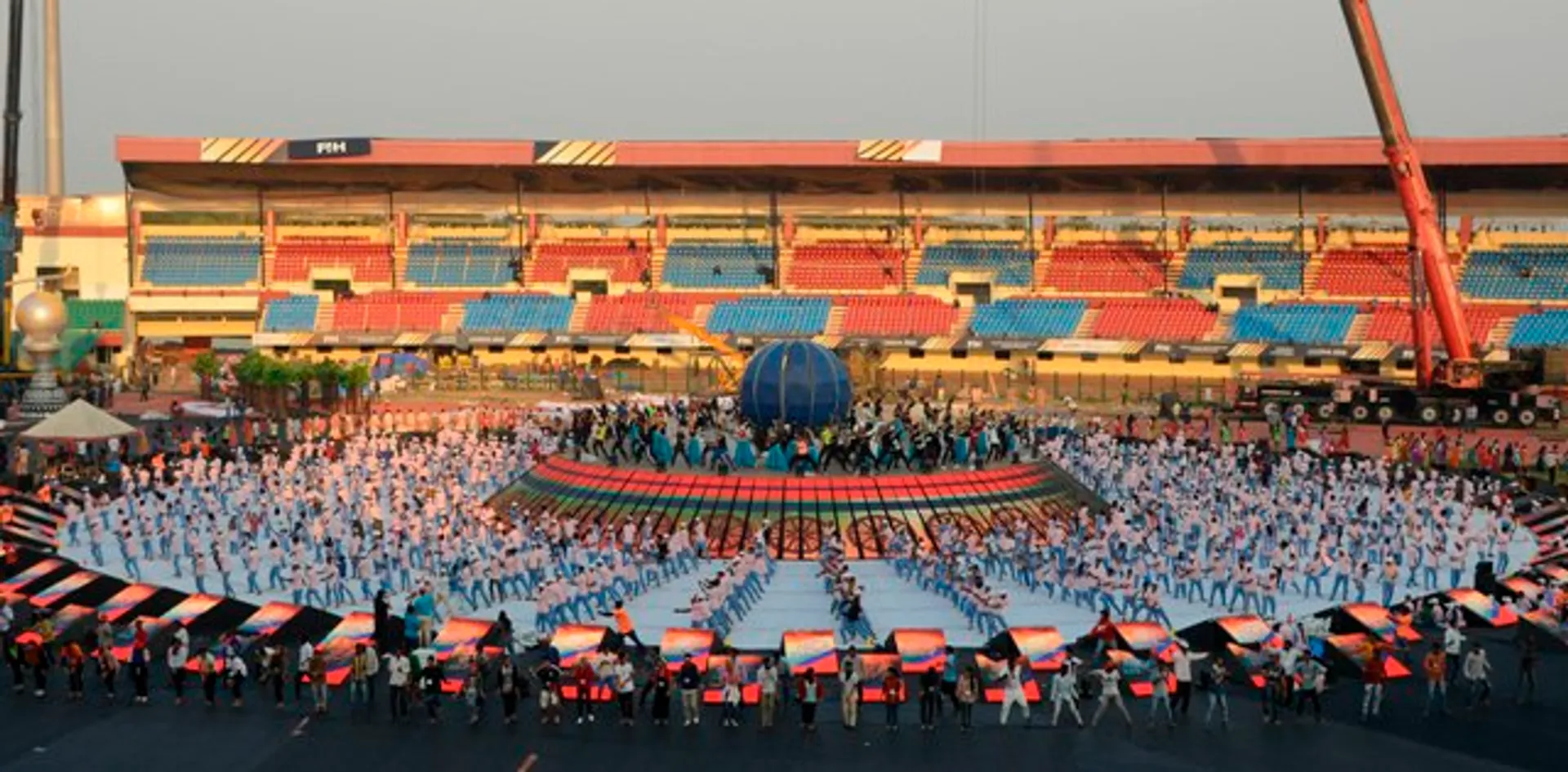 ହକି ବିଶ୍ୱକପ୍‌ ଉଦ୍‌ଘାଟନୀ ଉତ୍ସବରେ ବିଶ୍ବସ୍ତରୀୟ କାର୍ଯ୍ୟକ୍ରମ ପରିବେଷଣ କରି ସାରା ବିଶ୍ବକୁ ଚକିତ କରିବାକୁ କଳାକାରମାନଙ୍କ ପକ୍ଷରୁ ଦୋରଦାର୍‌ ପ୍ରସ୍ତୁତି