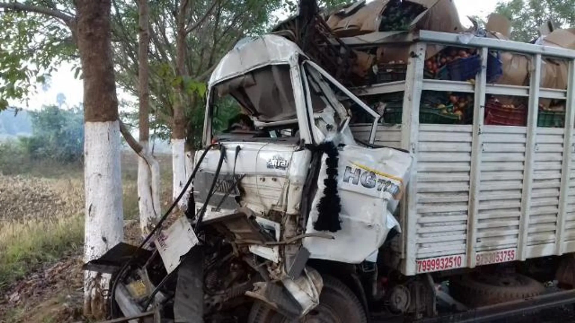 ନୟାଗଡ଼: ସୁବଳୟା ଛକ ନିକଟରେ ଟ୍ରକ୍‌-ବସ୍‌ ଦୁର୍ଘଟନା; ୧ ମୃତ