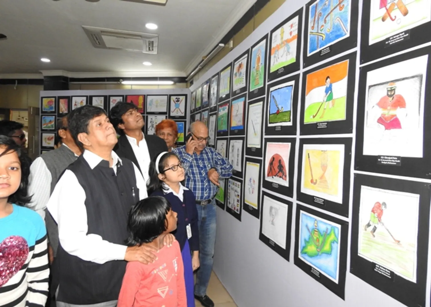 ଇଟିକିଲି ମିଟିକିଲି ପକ୍ଷରୁ ହକିକୁ ନେଇ ଚିତ୍ର ପ୍ରଦର୍ଶନୀ