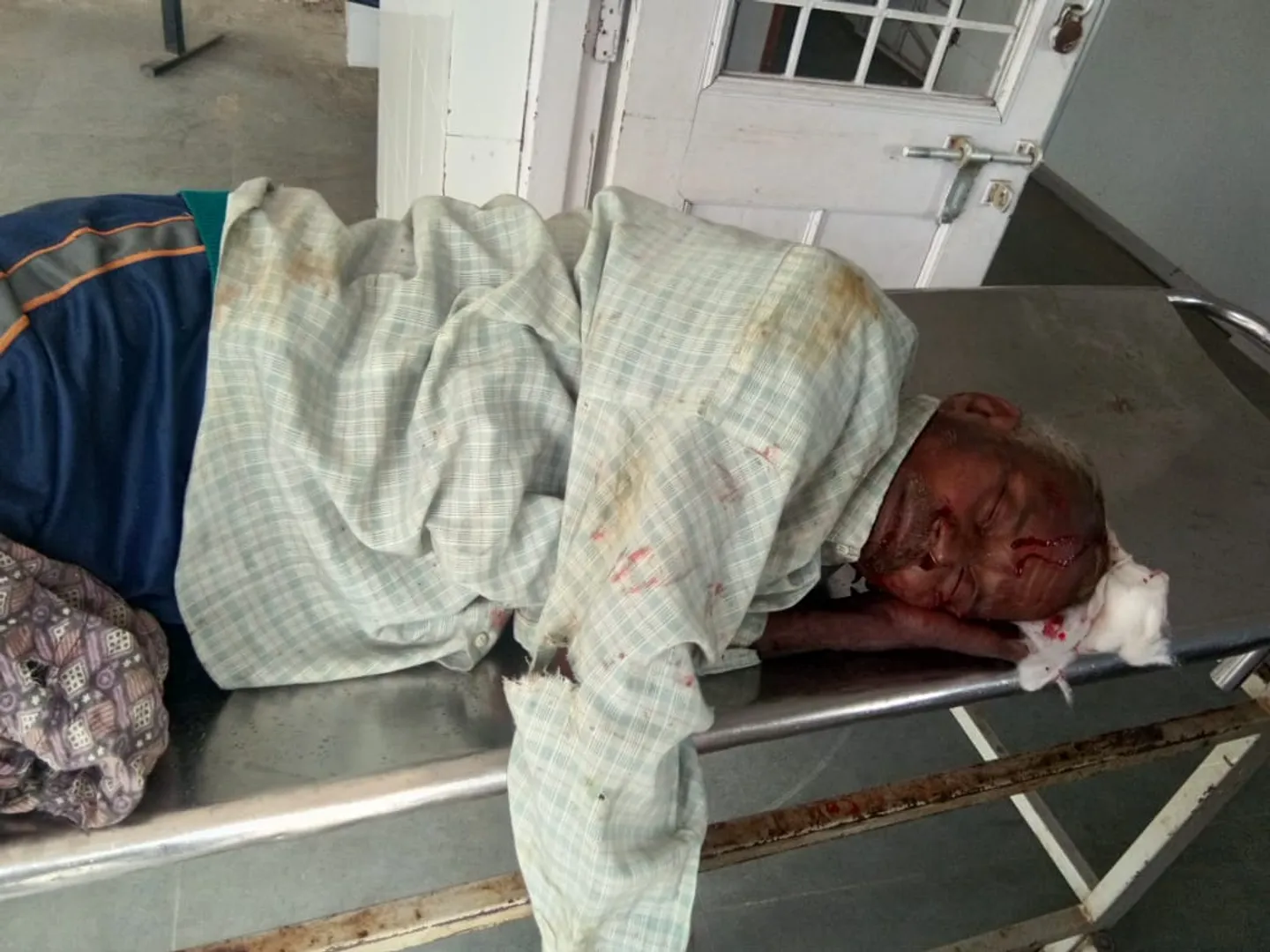 ବାଲେଶ୍ୱର: ମର୍ମନ୍ତୁଦ ସଡ଼କ ଦୁର୍ଘଟଣାରେ ୪ ଗୁରୁତର