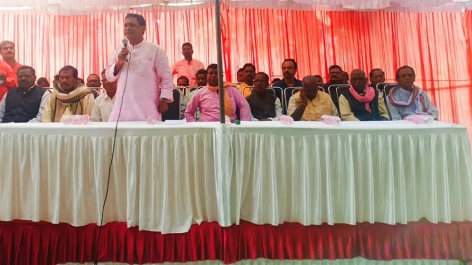 ଝାରସୁଗୁଡ଼ା: ନବ ଦାସଙ୍କ କର୍ମୀ ସମ୍ମିଳନୀରେ ଉଠିଲା ସବଡିଭିଜନ୍‌ ଦାବି