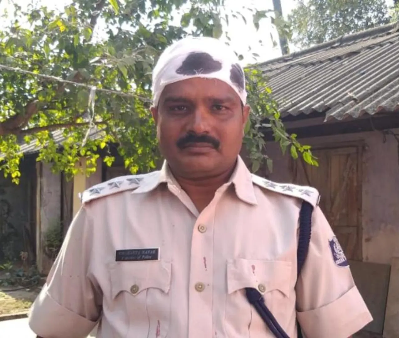 ଅଭିଯୁକ୍ତ ମାଡରେ ଧର୍ମଶାଳା ଥାନା ଅଧିକାରୀ ଆହତ