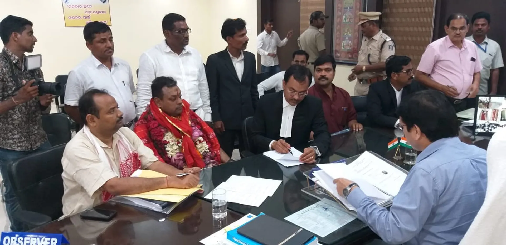 ୩ୟ ପର୍ଯ୍ୟାୟରେ ମତଦାନ ପାଇଁ ଆଜି ପୁରୀରୁ ନାମାଙ୍କନ କଲେ ସମ୍ବିତ ପାତ୍ର