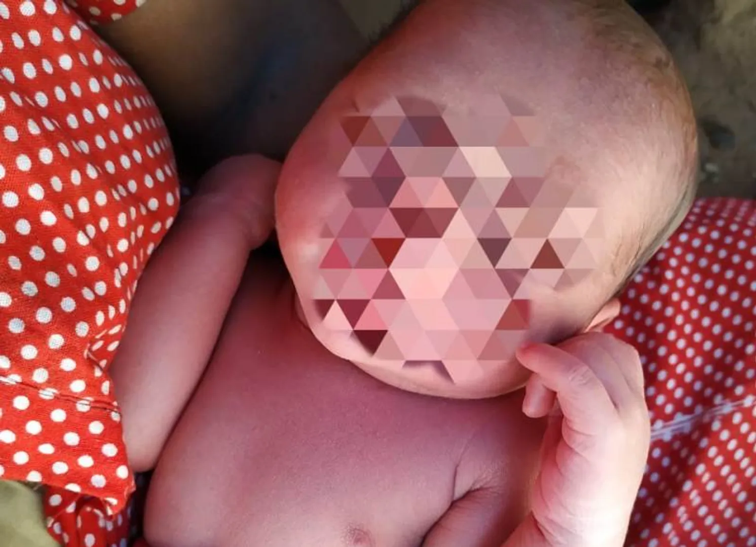 ଝାରସୁଗୁଡ଼ା: ଶିଶୁ ବିକ୍ରି ଉଦ୍ୟମ ପଣ୍ଡ କଲା ଚାଇଲ୍‌ଡ୍‌ ଲାଇନ୍‌