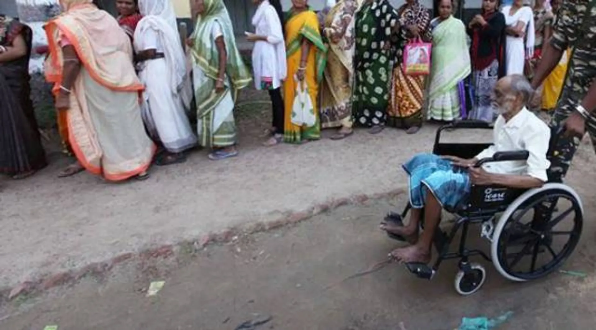 ଦିବ୍ୟାଙ୍ଗ ଭୋଟରଙ୍କ ସହାୟତା ପାଇଁ ନିୟୋଜିତ ହେବେ କିଶୋର-କିଶୋରୀ: ମୁଖ୍ୟ ନିର୍ବାଚନ ଅଧିକାରୀ