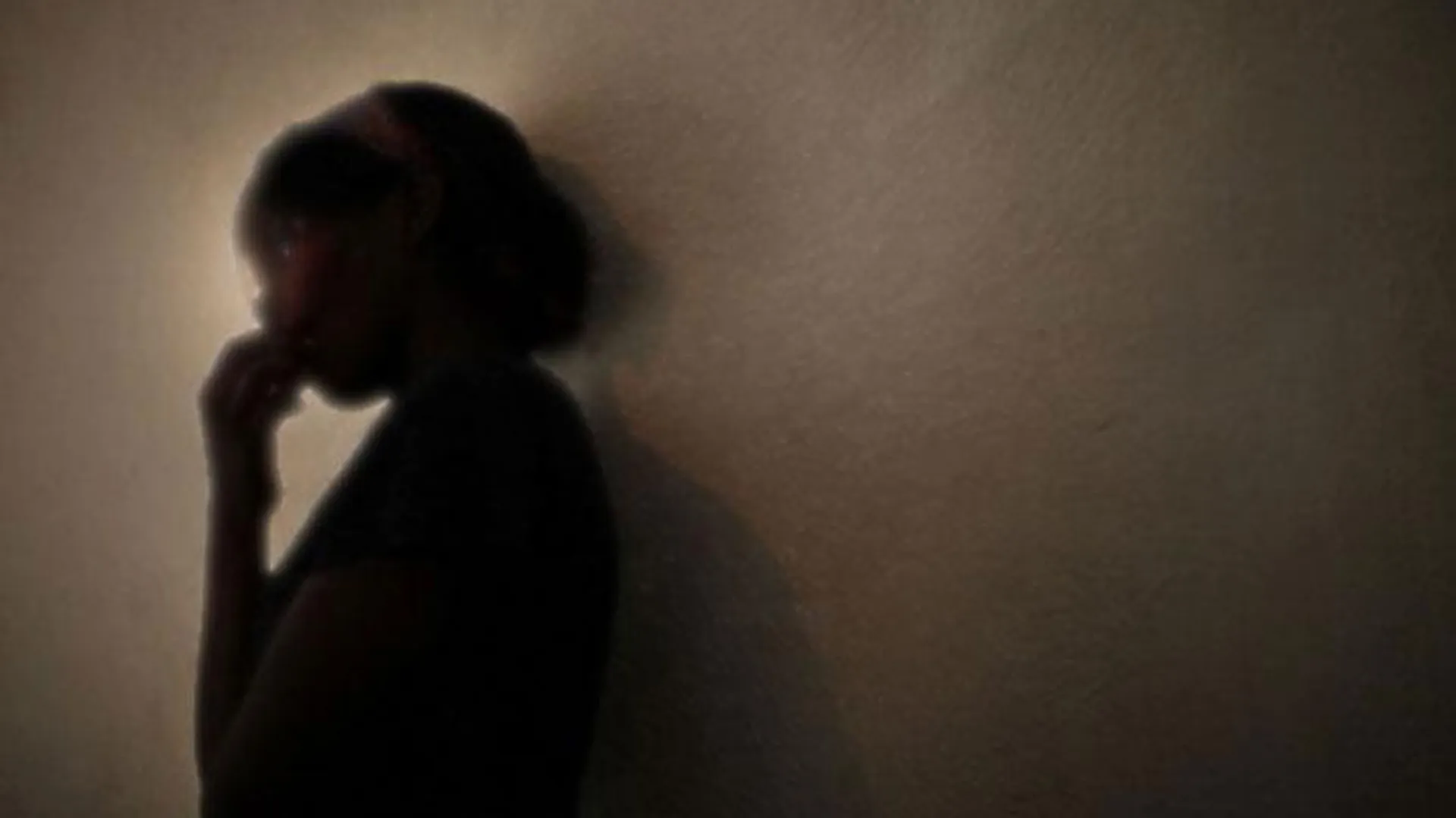 ଫି ନ ଦେଇ ଥିବାରୁ ପ୍ରାଥମିକ ବିଦ୍ୟାଳୟ ପିଲାଙ୍କୁ ଦୁଇ ଘଣ୍ଟା ଖରାରେ ଠିଆ କରାଇଲା ସ୍କୁଲ୍‌ ମ୍ୟାନେଜ୍‌ମେଣ୍ଟ୍‌