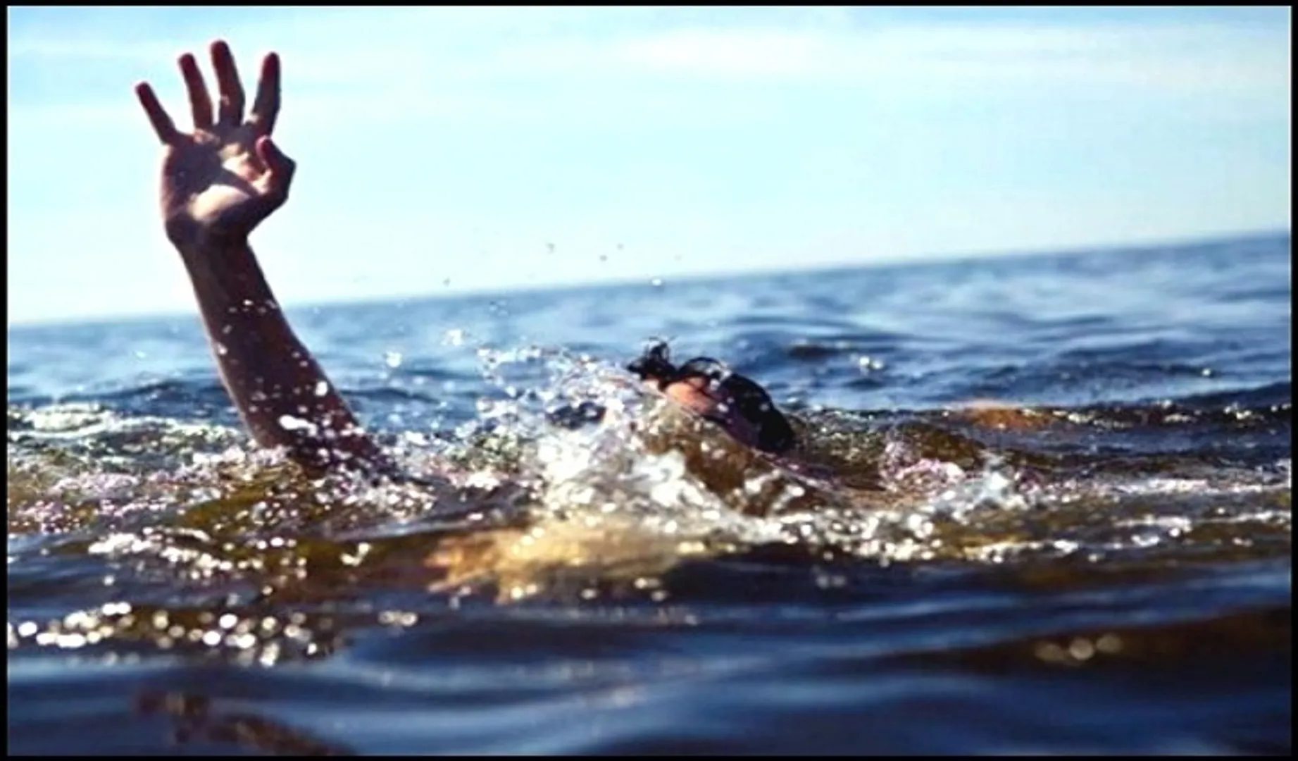 ଦେବଗଡ଼: ପୋଖରୀରେ ବୁଡ଼ି ଆଈ, ନାତି ମୃତ