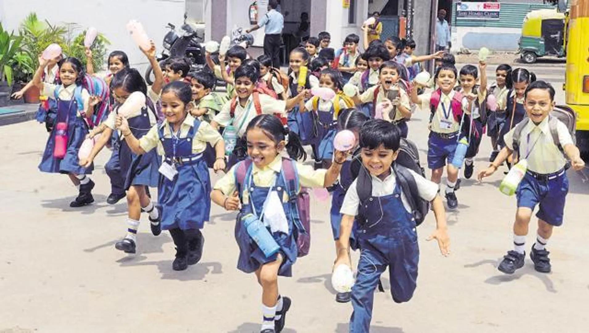 ସ୍କୁଲ୍‌ରେ ପେନ୍‌ସିଲ୍‌ କେଞ୍ଚି ହୋଇ ଦୃଷ୍ଟିଶକ୍ତି ହରାଇବାର ବର୍ଷେ ପରେ ଅଭିଯୋଗ ଆଣିଲେ ଅଭିଭାବକ