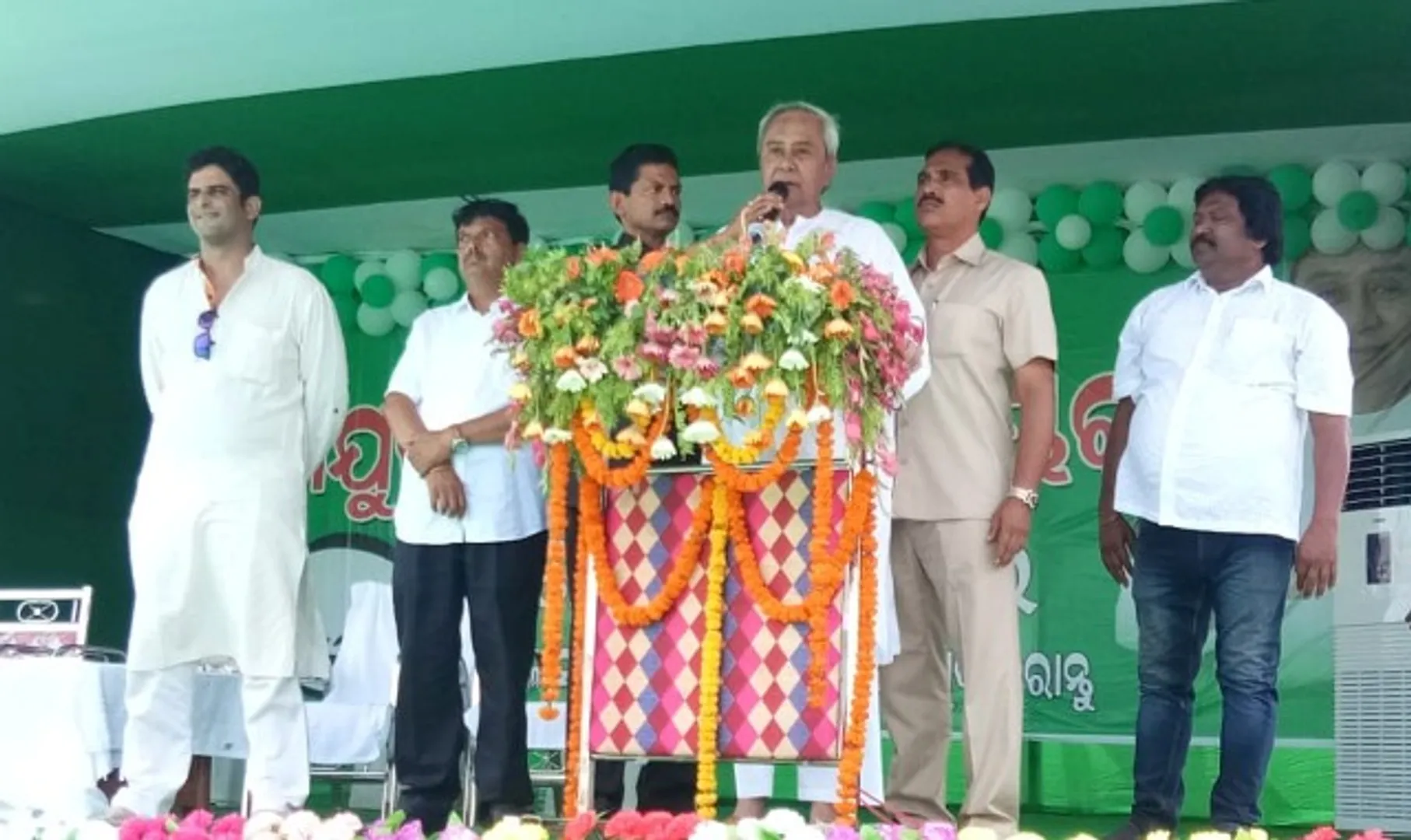 ସୋନପୁର ଓ ବୌଦ୍ଧ ଜିଲ୍ଲାରେ ମୁଖ୍ୟମନ୍ତ୍ରୀଙ୍କ ନିର୍ବାଚନୀ ସଭା : ‘ସାଢ଼େ ୪କୋଟି ଓଡ଼ିଆ ମୋ ପରିବାର’