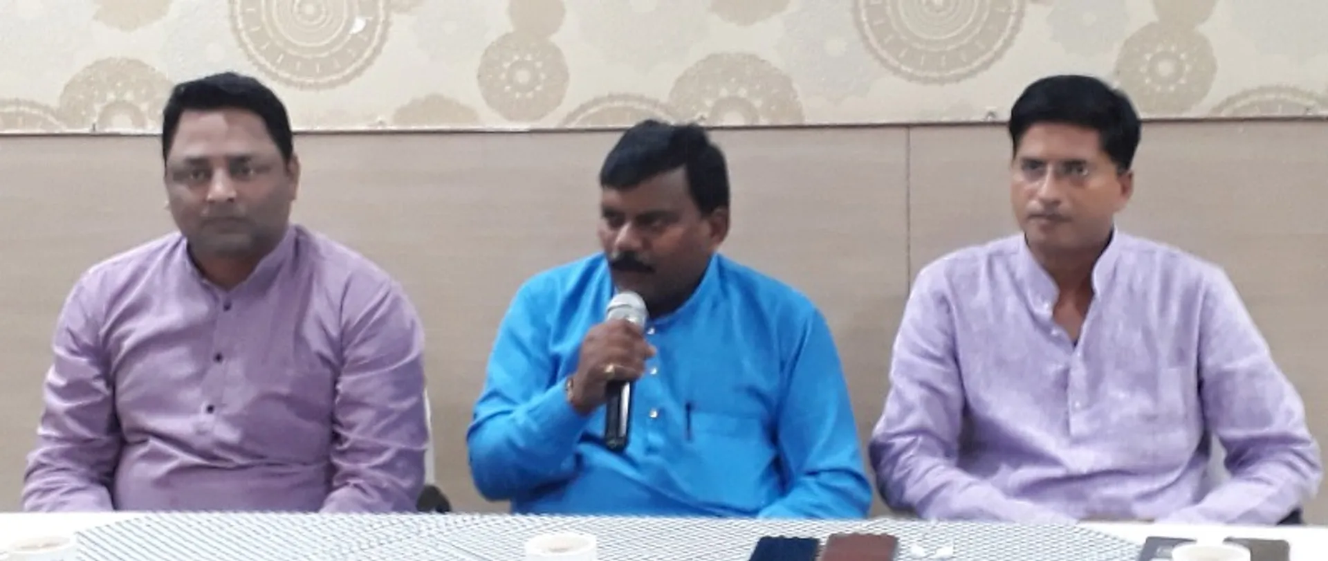 ବିଜେଡିରେ ମିଶିବା ପରେ ବରଗଡ଼ରେ ସୁବାସ, ‘ସୁରେଶ-ପ୍ରଦୀପ ମୋ’ ଟିକଟ୍‌ କାଟିଲେ’