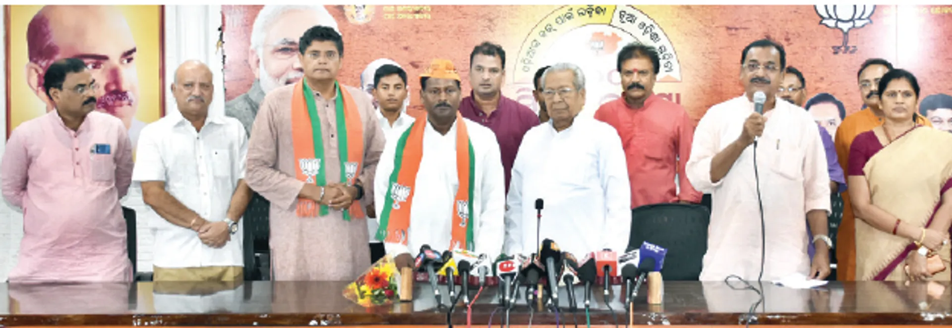 ପଦ୍ମ ଧରିଲେ ବିଭୁ ତରାଇ, ଜଗତସିଂହପୁରରେ ପ୍ରାର୍ଥୀ ହେବେ !