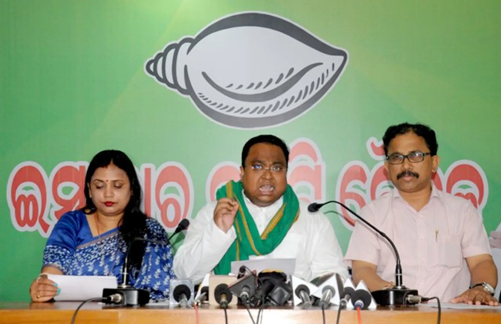 କାଳିଆର ଦ୍ବିତୀୟ କିସ୍ତି ବଣ୍ଟନ ହେଲାନି : ଗର୍ଜିଲା ବିଜେଡି, କହିଲା ବିଜେପି ଚାପରେ ସିଇଓ