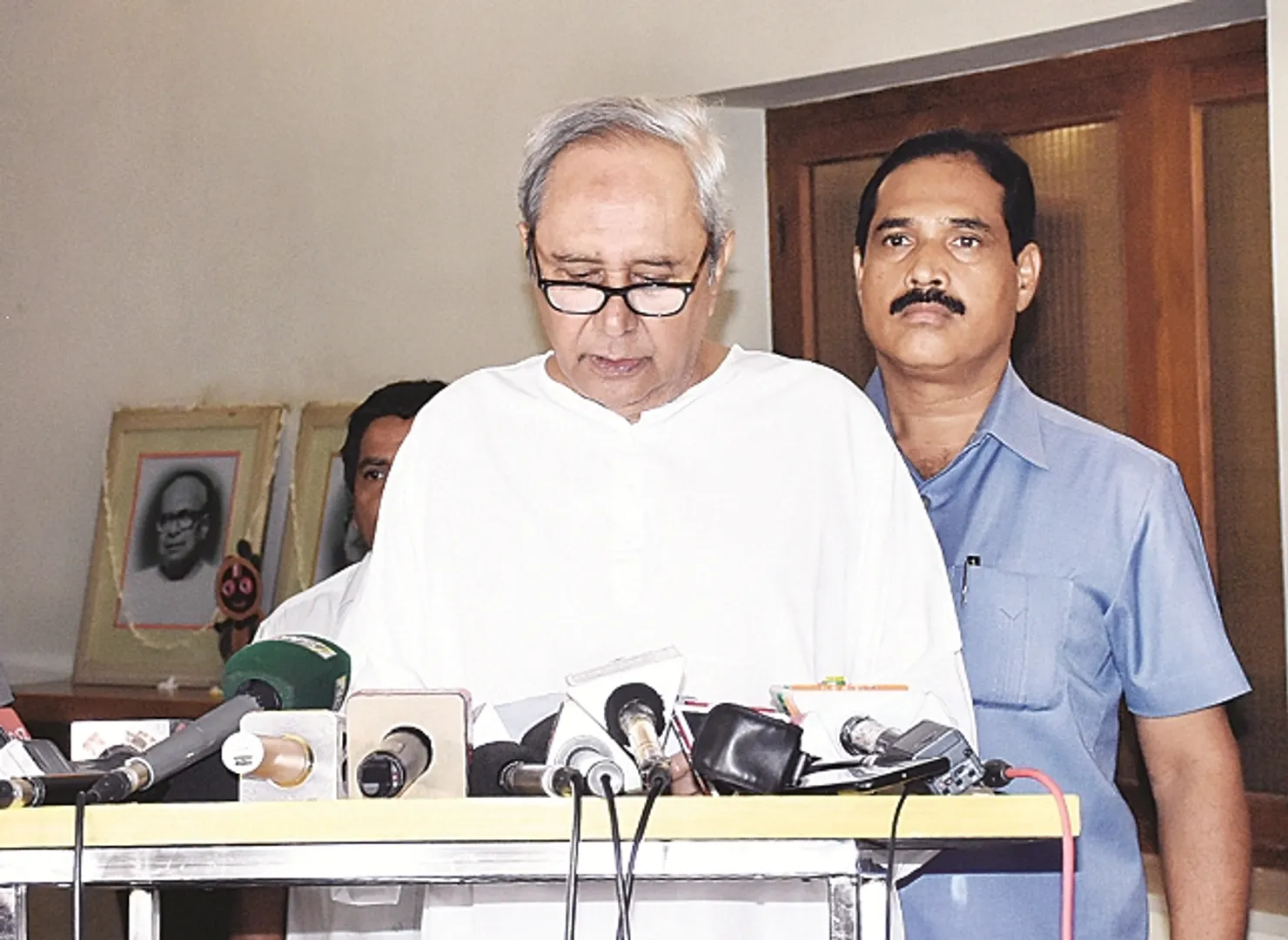 ୨ ସାଂସଦ ଓ ୬ ବିଧାୟକଙ୍କୁ ବଦଳାଇଲେ ନବୀନ: ଘୋଷିତ ୯ ପ୍ରାର୍ଥୀଙ୍କ ମଧ୍ୟରୁ ୮ ନୂଆ ମୁହଁ
