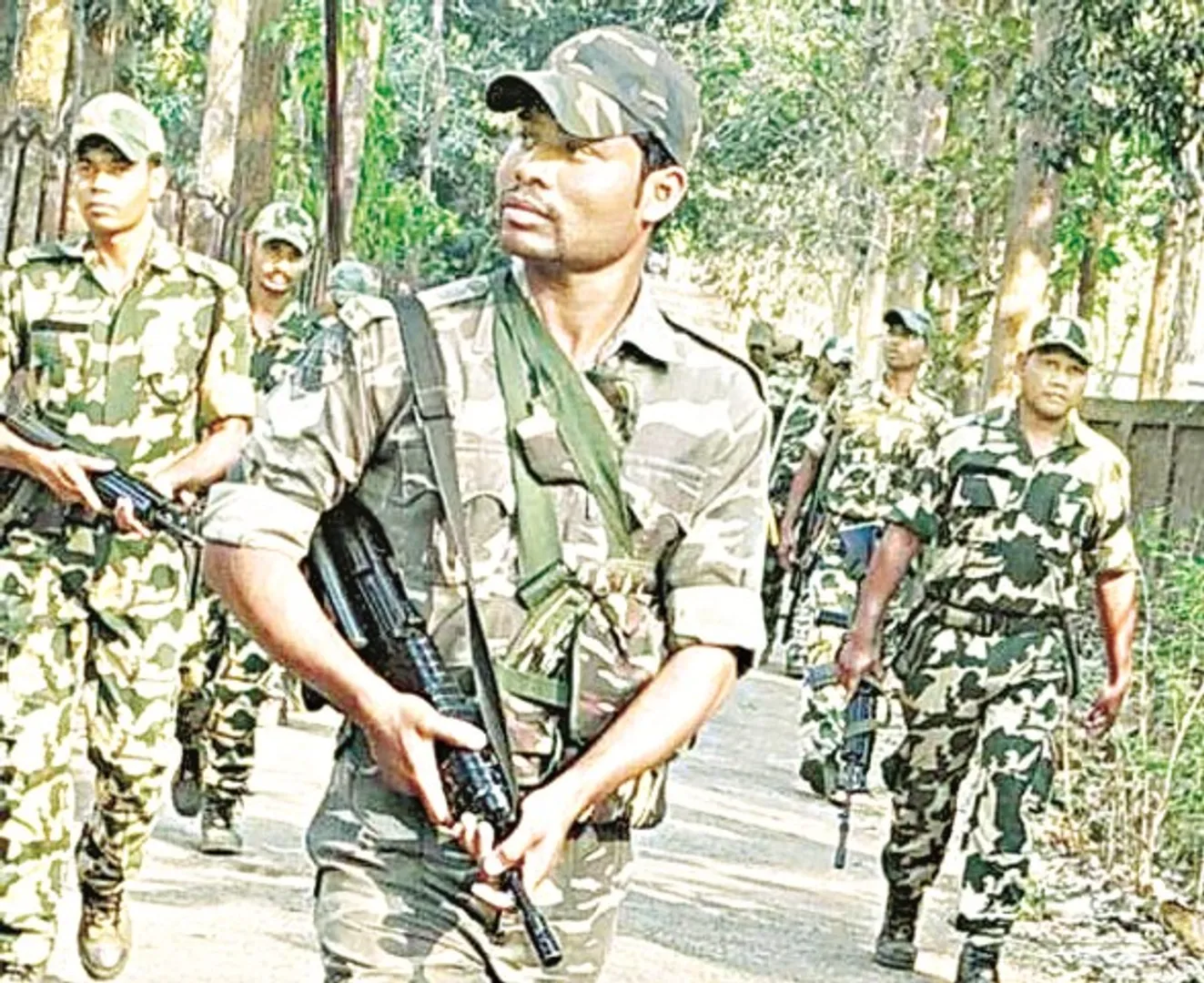 ବୁଥ୍‌ରୁ ପୋଲିଂ ଦଳ ଫେରିପାରୁନାହାନ୍ତି