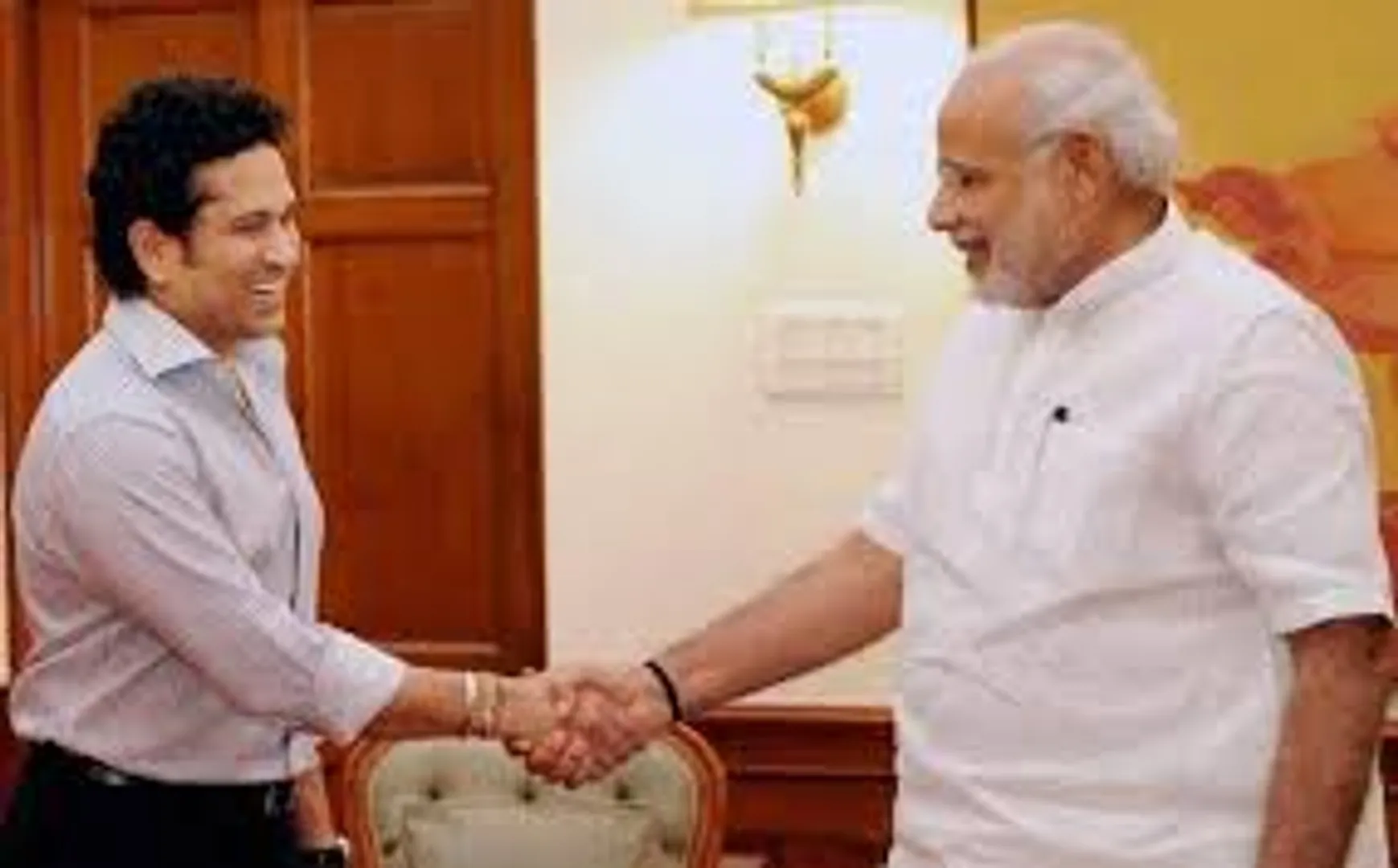 ଦ୍ୱିତୀୟ ଥର ଦେଶର ମଙ୍ଗ ଧରିଥିବା ମୋଦୀଙ୍କୁ ଶୁଭେଚ୍ଛା ଜଣାଇଲେ ସଚିନ ତେନ୍ଦୁଲକର