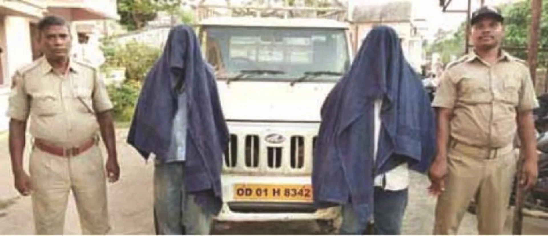 ଚୋରା ବୋଲେରୋ ଜବତ, ୨ ଗିରଫ