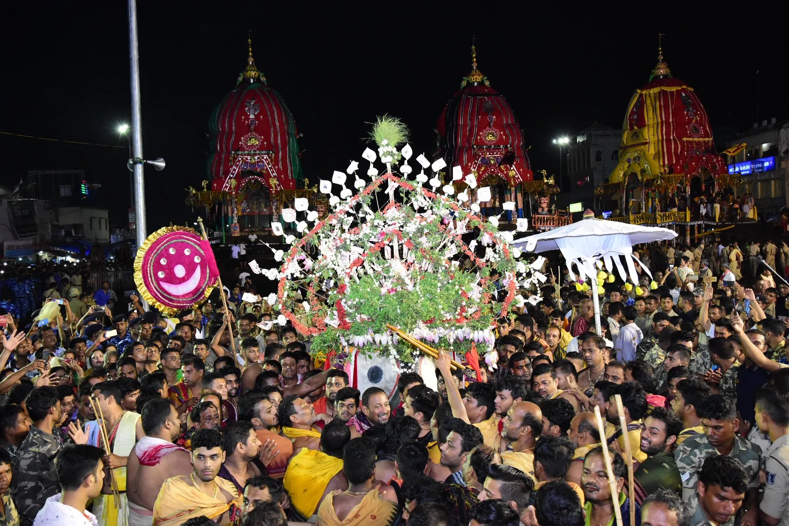 ଜନ୍ମବେଦୀରେ ଚତୁର୍ଦ୍ଧାମୂରତି, ଆସନ୍ତାକାଲିଠୁ ମିଳିବ ଆଡ଼ପ ଦର୍ଶନ-ଆଡ଼ପ ଅବଢ଼ା