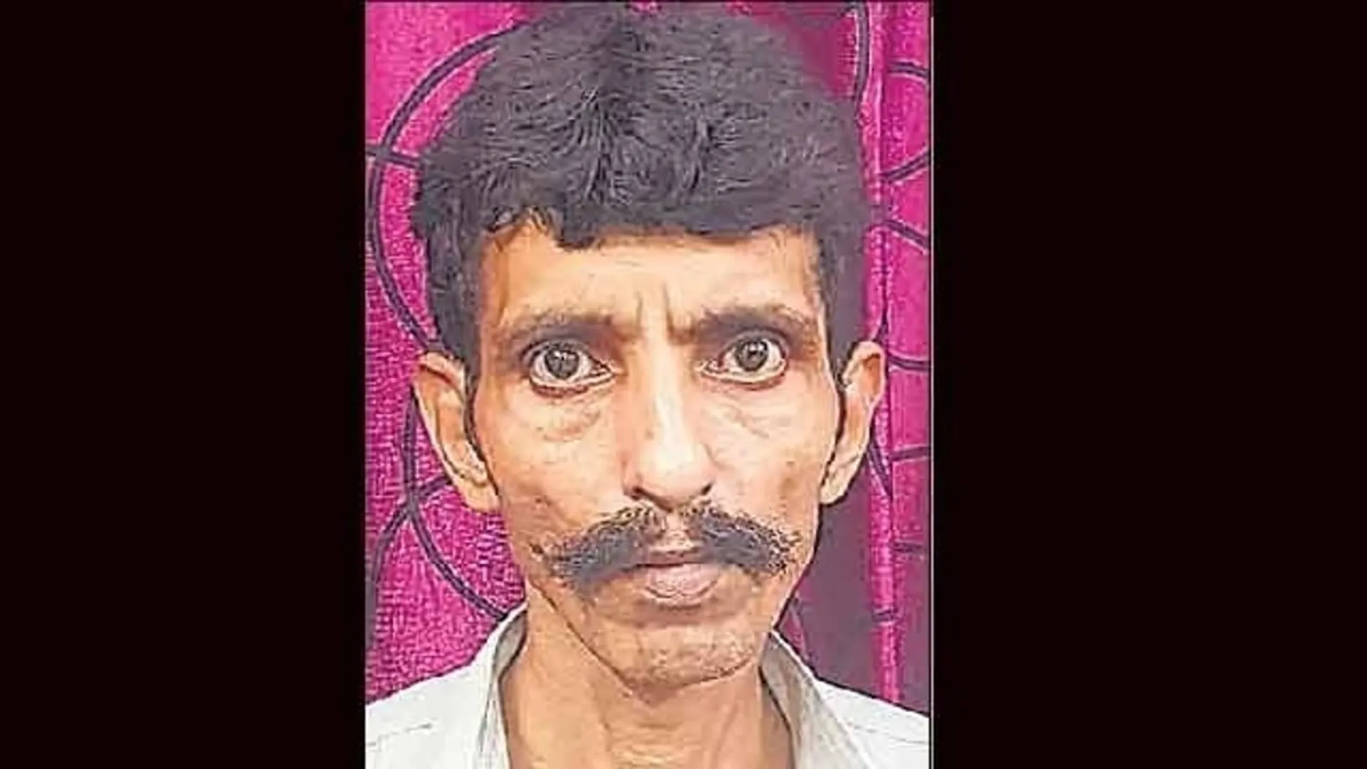 ଫେସ୍‌ବୁକ୍‌ ପ୍ରେମ, ରିକ୍ସା ଚାଳକଙ୍କ ପାଖକୁ ୩୦୦୦ ଯୁବତୀ ପଠାଉଥିଲେ ଅଶ୍ଳୀଳ ଫଟୋ ଓ ପ୍ରେମଭରା ମେସେଜ