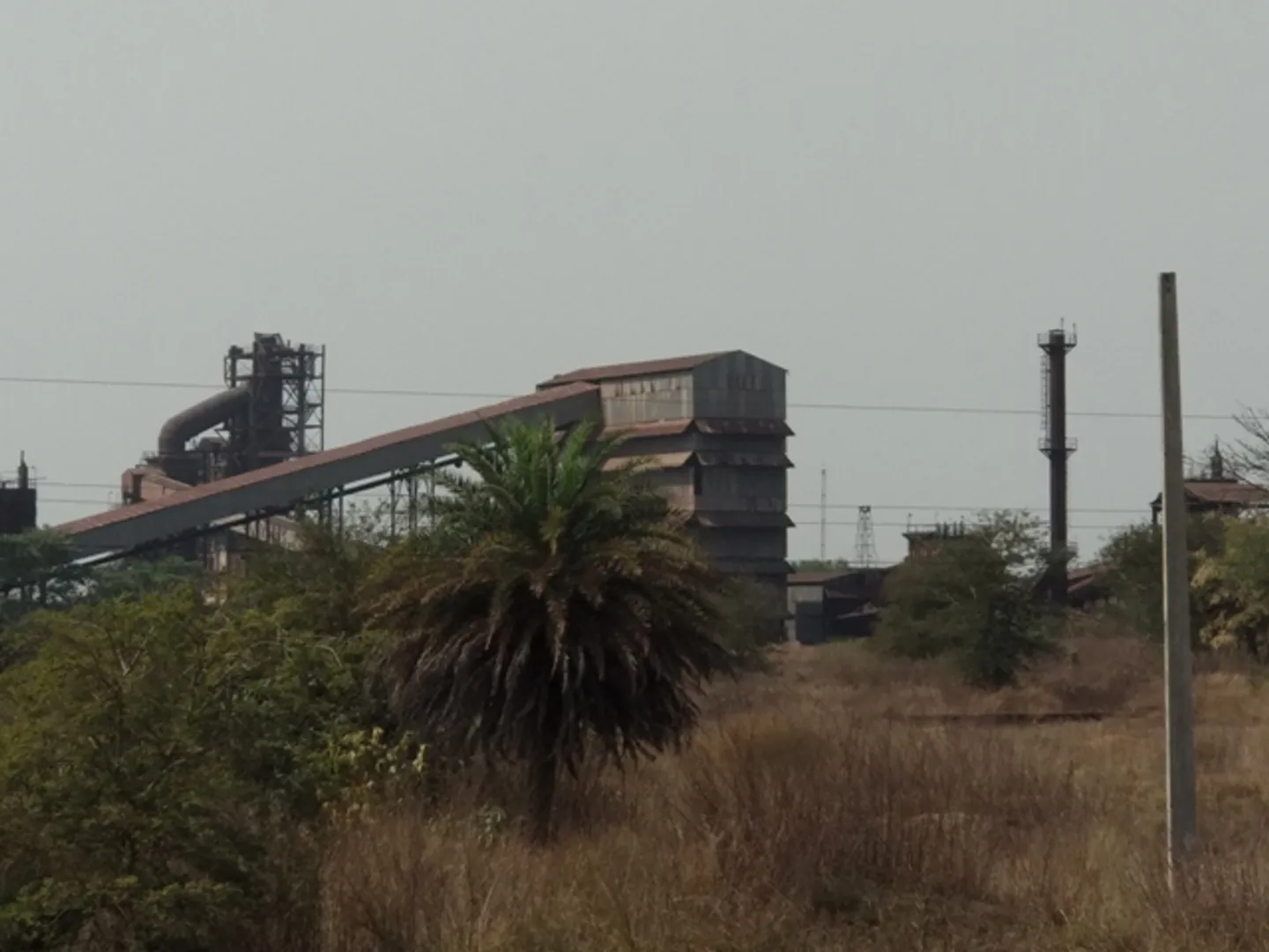 ଝାରସୁଗୁଡ଼ାରେ: ଶିଳ୍ପନଗରୀରରେ ଶିଳ୍ପ ନାହିଁ, କେବଳ ଅଛି ନଗରୀ