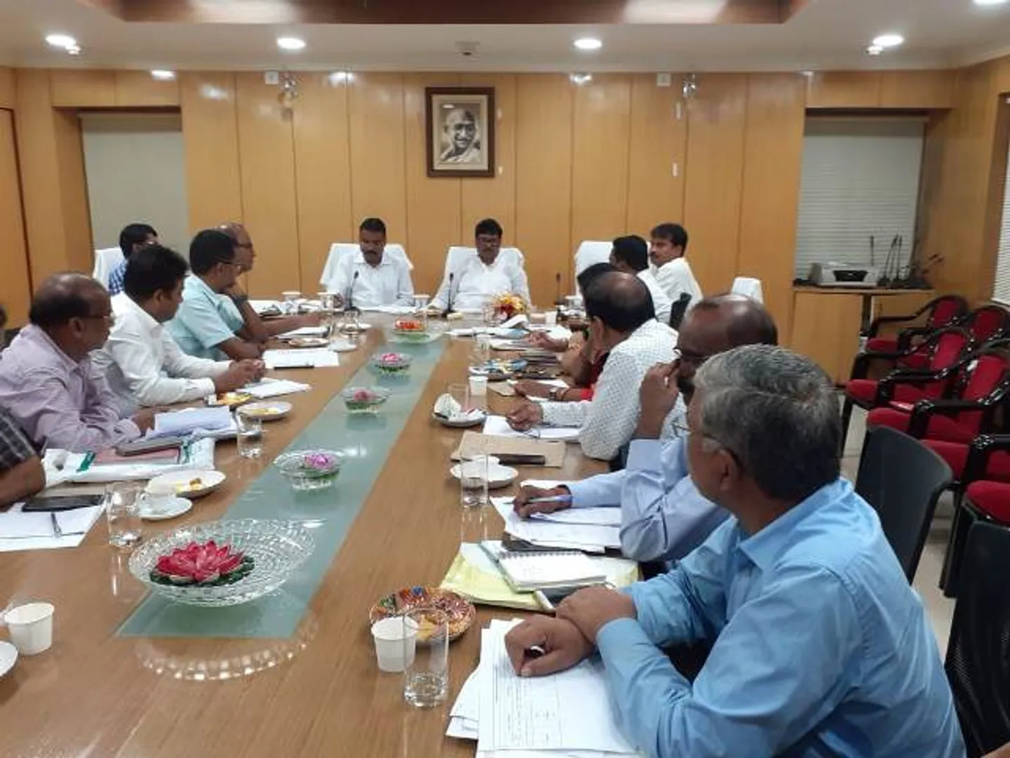 ଖୋର୍ଦ୍ଧା ଜିଲ୍ଲା ତହସିଲଗୁଡ଼ିକର ସମୀକ୍ଷା କଲେ ରାଜସ୍ୱ ଓ ବିପର୍ଯ୍ୟୟ ପରିଚାଳନା ମନ୍ତ୍ରୀ : ପଡ଼ାକୁ ରାଜସ୍ୱ ଗ୍ରାମରେ ପରିଣତ କରିବା ଉପରେ ଗୁରୁତ୍ୱ