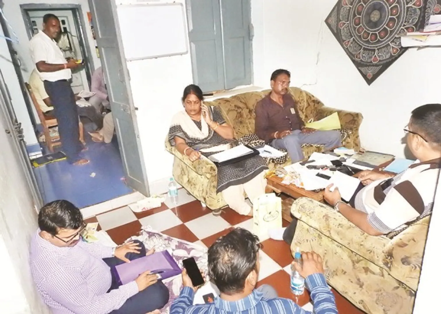 ଆୟ ବହିର୍ଭୂତ ସମ୍ପତି ଠୁଳ ଅଭିଯୋଗରେ ଶିକ୍ଷୟିତ୍ରୀଙ୍କୁ ଗିରଫ କଲା ଭିଜିଲାନ୍ସ, ଠାବ ହେଲା ୧.୪୫ କୋଟିର ଆୟ ବହିର୍ଭୂତ ସମ୍ପତ୍ତି