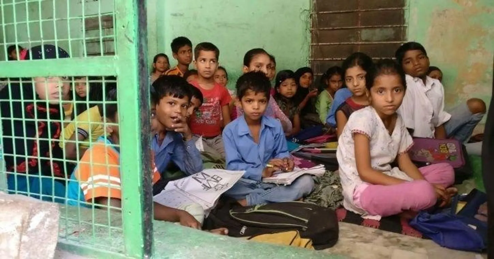 ୬୭,୦୦୦ସ୍କୁଲରେ ବିଜୁଳି ନ ଥିବା ବେଳେ ଶିକ୍ଷାକୁ ବୁଝିବା ପାଇଁ ଦକ୍ଷିଣ କୋରିଆ ଯାଉଛନ୍ତି ମଧ୍ୟପ୍ରଦେଶର ସରକାରୀ କର୍ମଚାରୀ