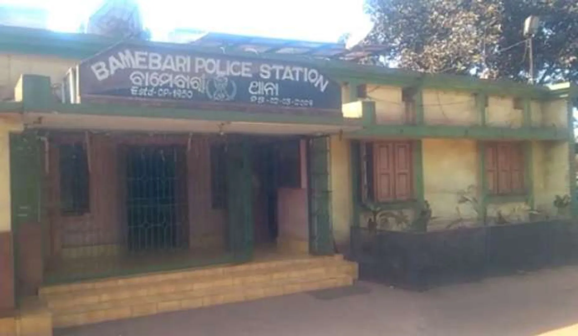 ଛାତ୍ରୀମାନଙ୍କୁ ଅଶ୍ଳୀଳ ଆଚରଣ କରିବା ଅଭିଯୋଗରେ ପ୍ରଧାନ ଶିକ୍ଷକ ନିଲମ୍ବିତ, ଥାନାରେ ଅଟକ