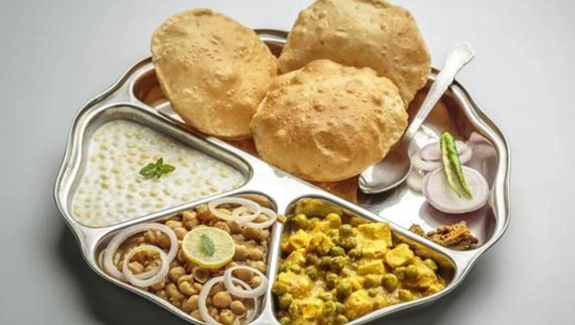 ଭାରତୀୟ ଖାଦ୍ୟ ଭୟଙ୍କର, ମନପସନ୍ଦ ବୋଲି ଲୋକେ ଛଳନା କରୁଛନ୍ତି କହି ବିବାଦୀୟ ହୋଇଛନ୍ତି ଆମେରିକୀୟ ପ୍ରଫେସର୍‌